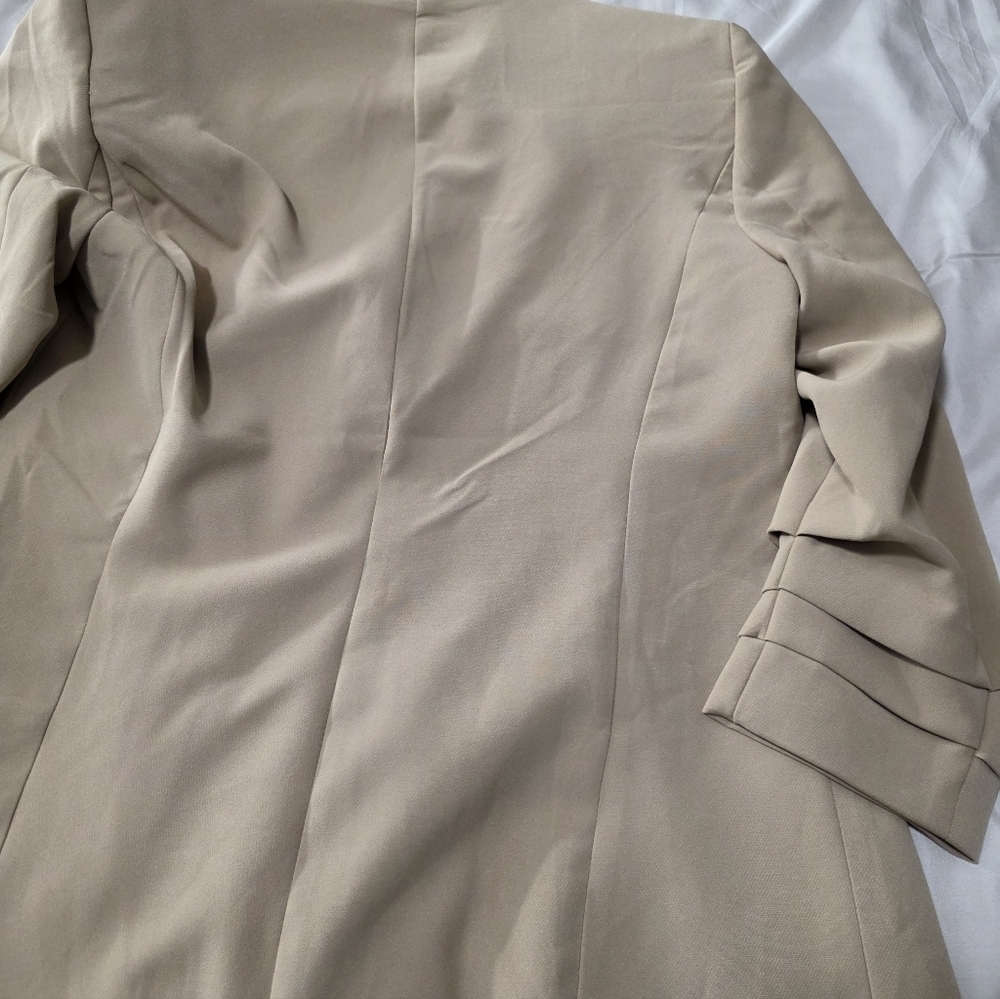 Tahari ASL Neutral Beige Collarless Long Trench Coat - Picture 3 of 7